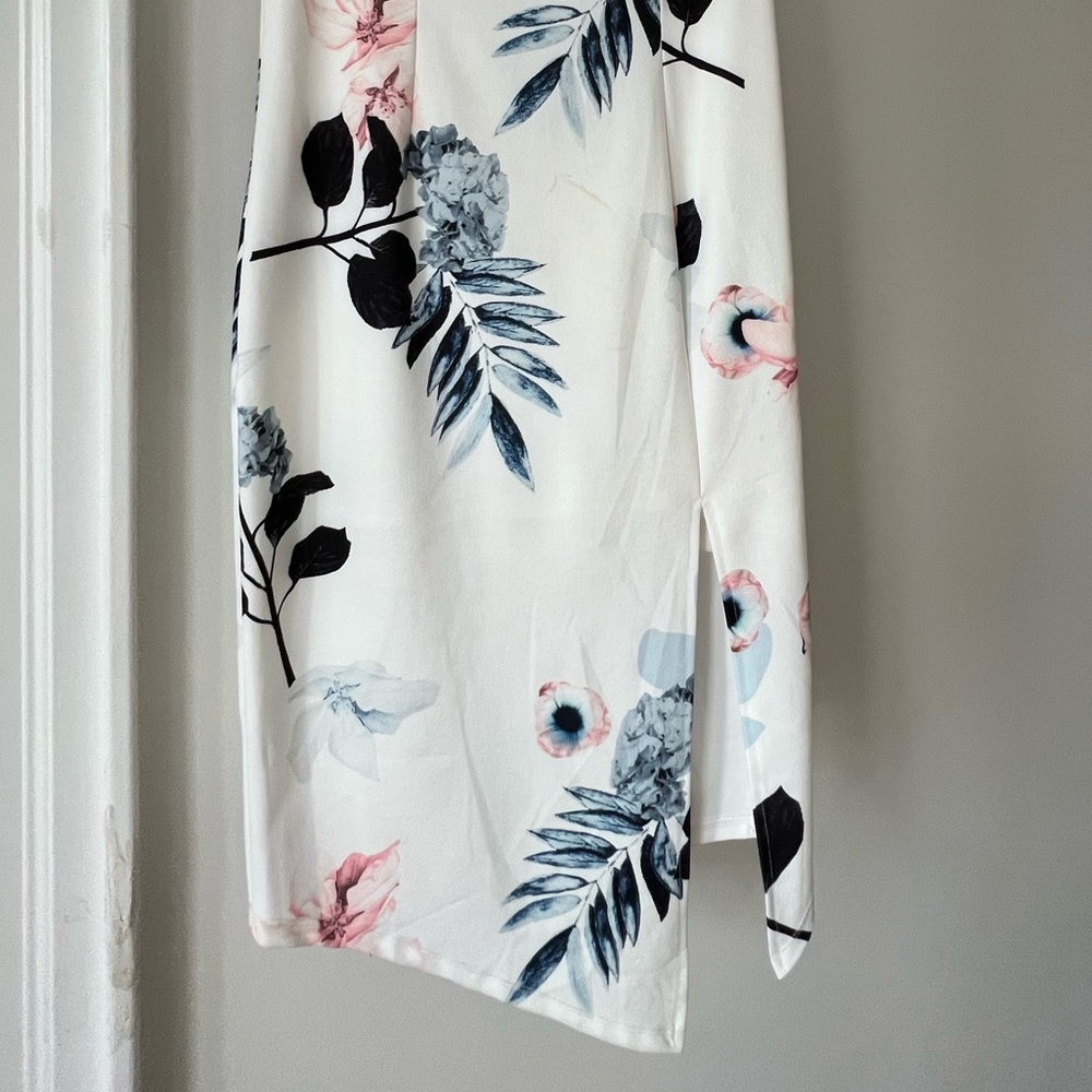 Honey Chelsea White Floral Dress Size L asymmetrical slit off the shoulder